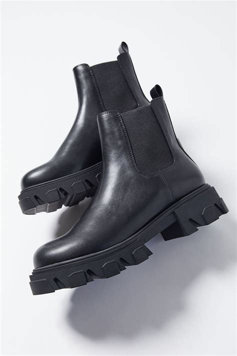 are Prada boots dupe